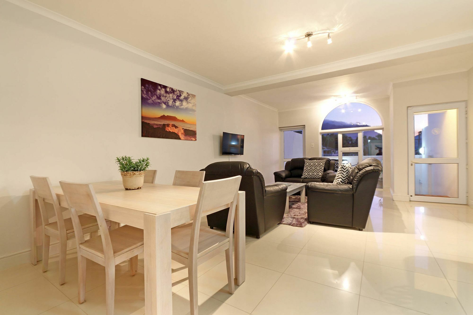 Camps Bay Beach Apartment Cape Town Ngoại thất bức ảnh